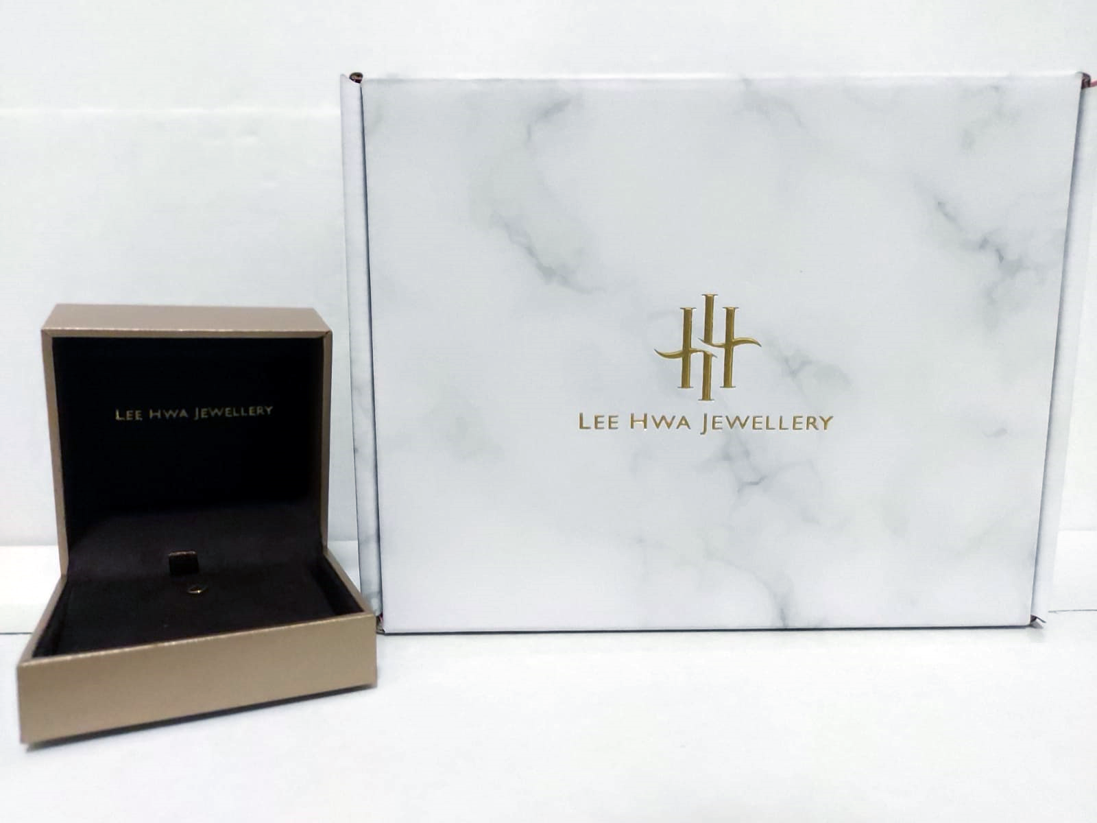 Lee Hwa Jewellery Rainbow Sapphire Ring
